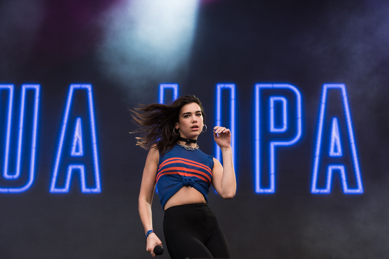  Dua Lipa des concerts à Paris et Lyon 