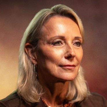“MON FILS EST MORT HACHÉ ” : LE DEUIL IMPOSSIBLE DE CETTE MAMAN
