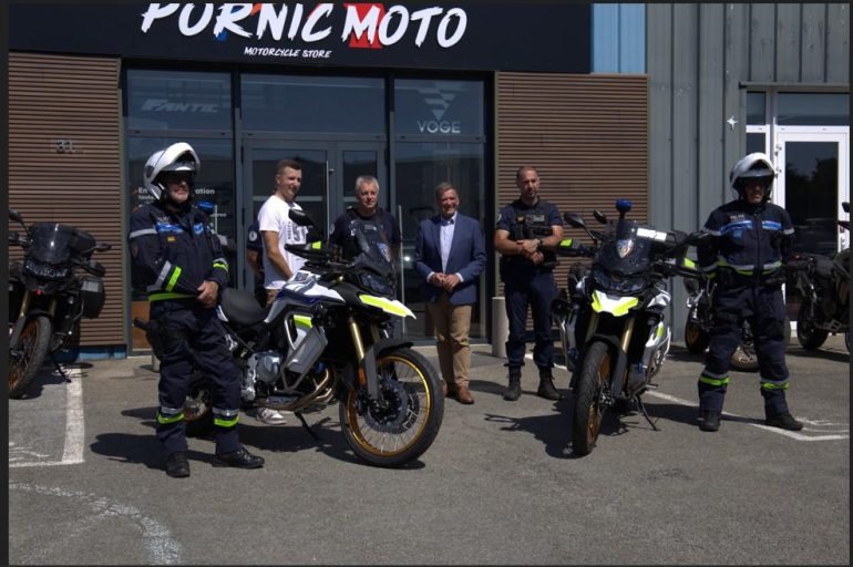 moto police pornic